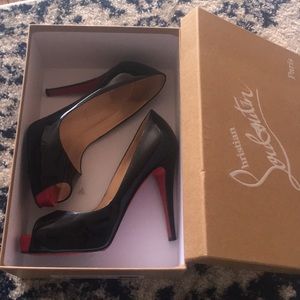 Size 35 1/2 (US 5.5) Christian Louboutins
